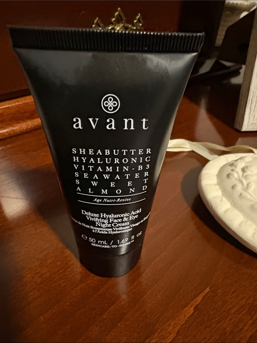 Avanti Sheabutter Hyaluronic Night Cream - Black